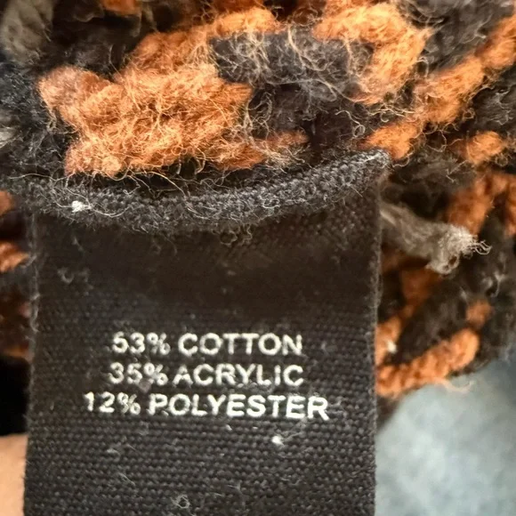 Multi color Cropped V-neck Sweater Women’s Medium - Picture 4 of 4